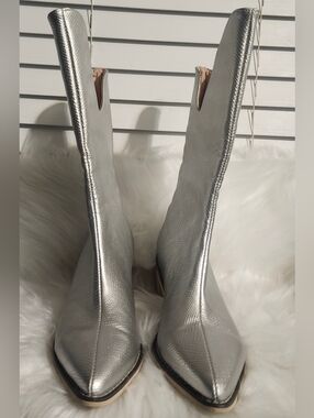 Silver Metallic Women's Knee Boots - Brand